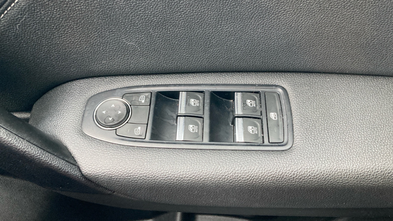 Renault Captur 1.6 E-Tech full hybrid 145 Techno 5dr Auto Hybrid Hatchback